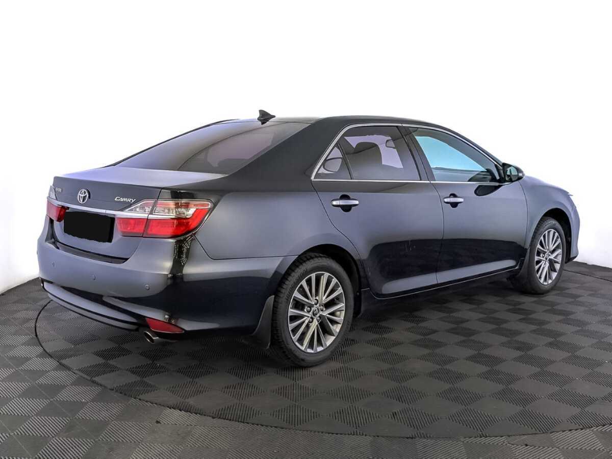Toyota Camry с пробегом — 2016 год. Фото: #4