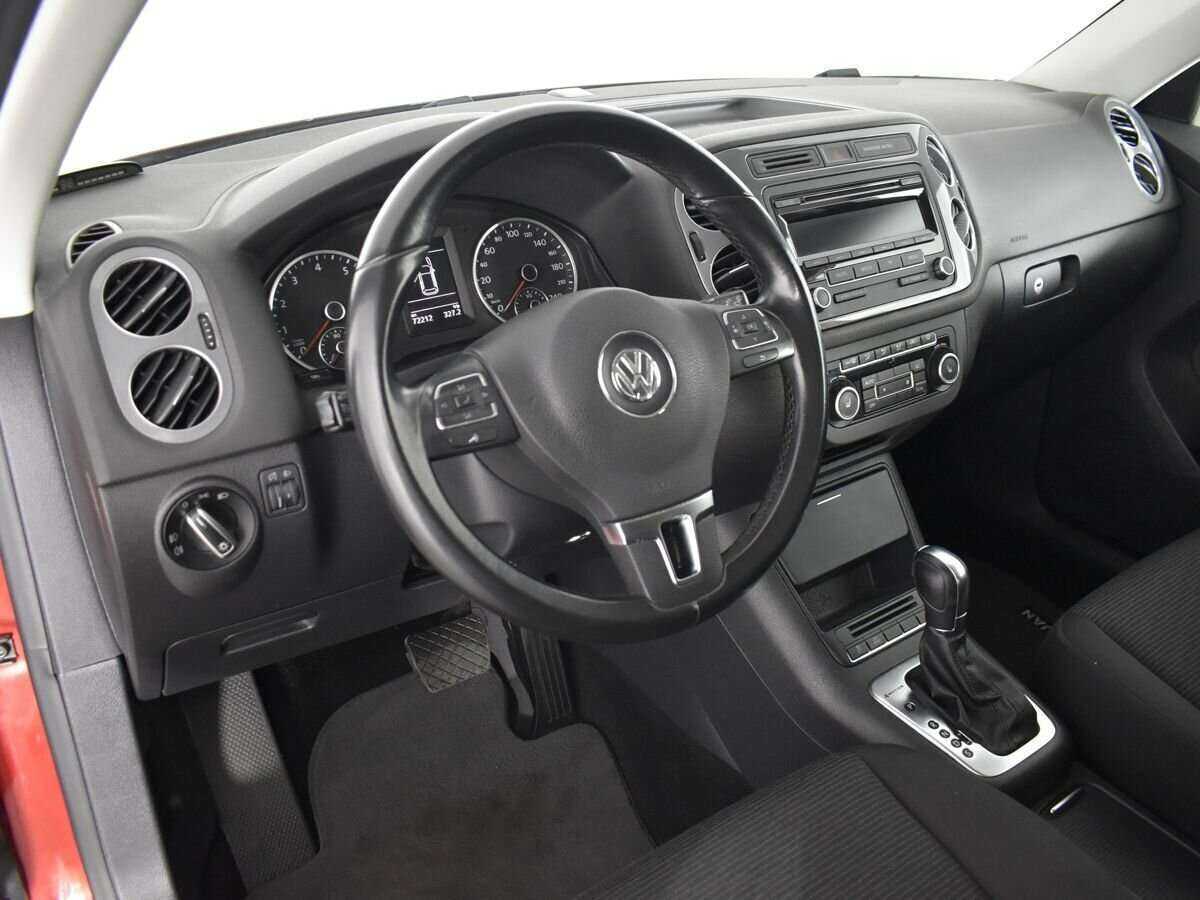 Volkswagen Tiguan с пробегом — 2012 год. Фото: #6