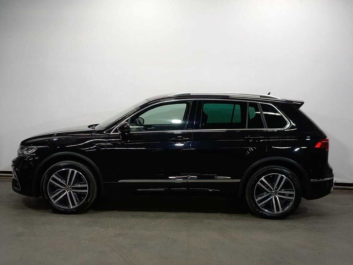 Volkswagen Tiguan с пробегом — 2021 год. Фото: #7