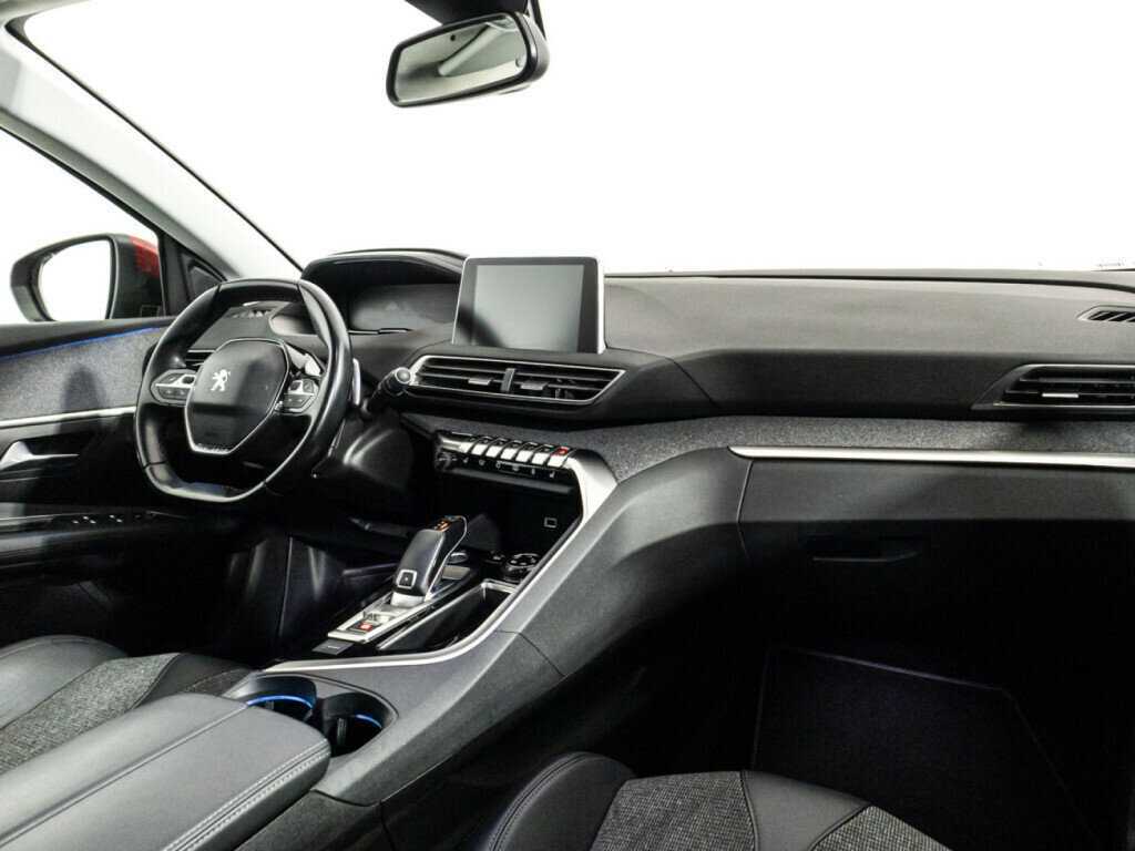 Peugeot 3008 с пробегом — 2019 год. Фото: #8
