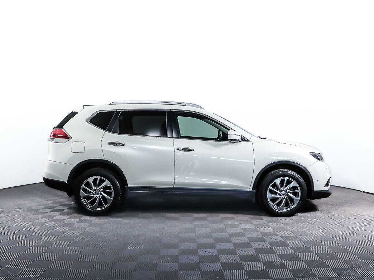 Nissan X-Trail с пробегом — 2015 год. Фото: #3