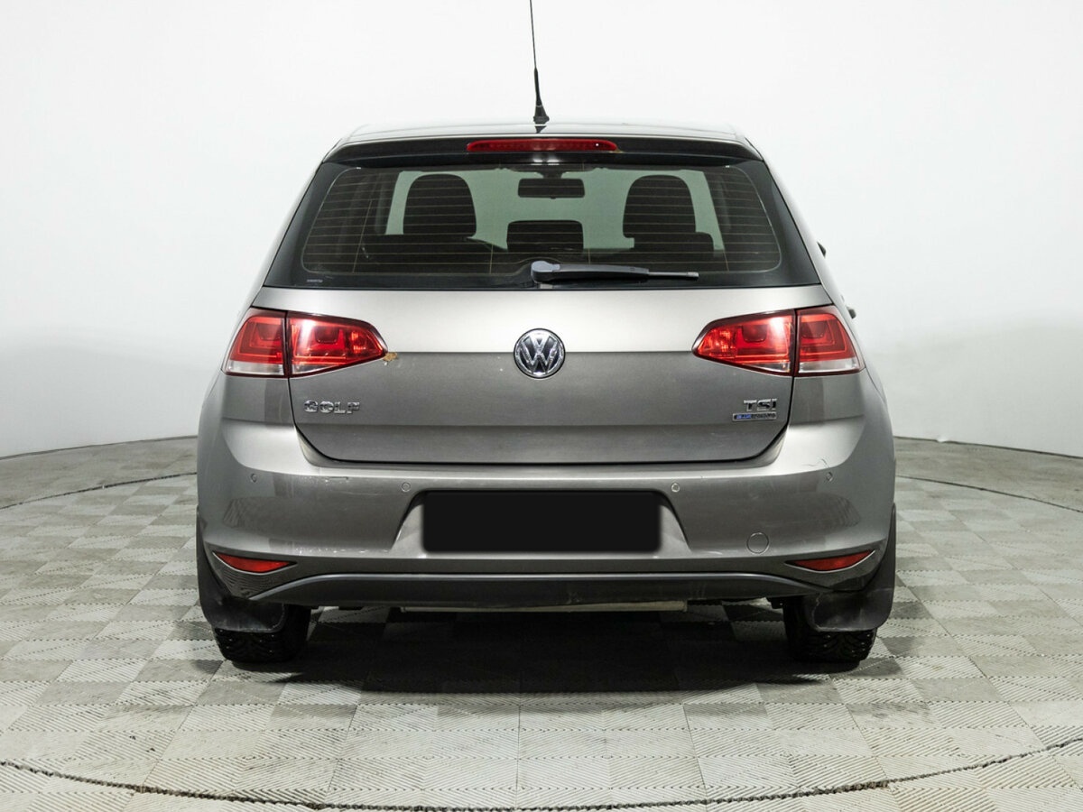 Volkswagen Golf с пробегом — 2013 год. Фото: #5