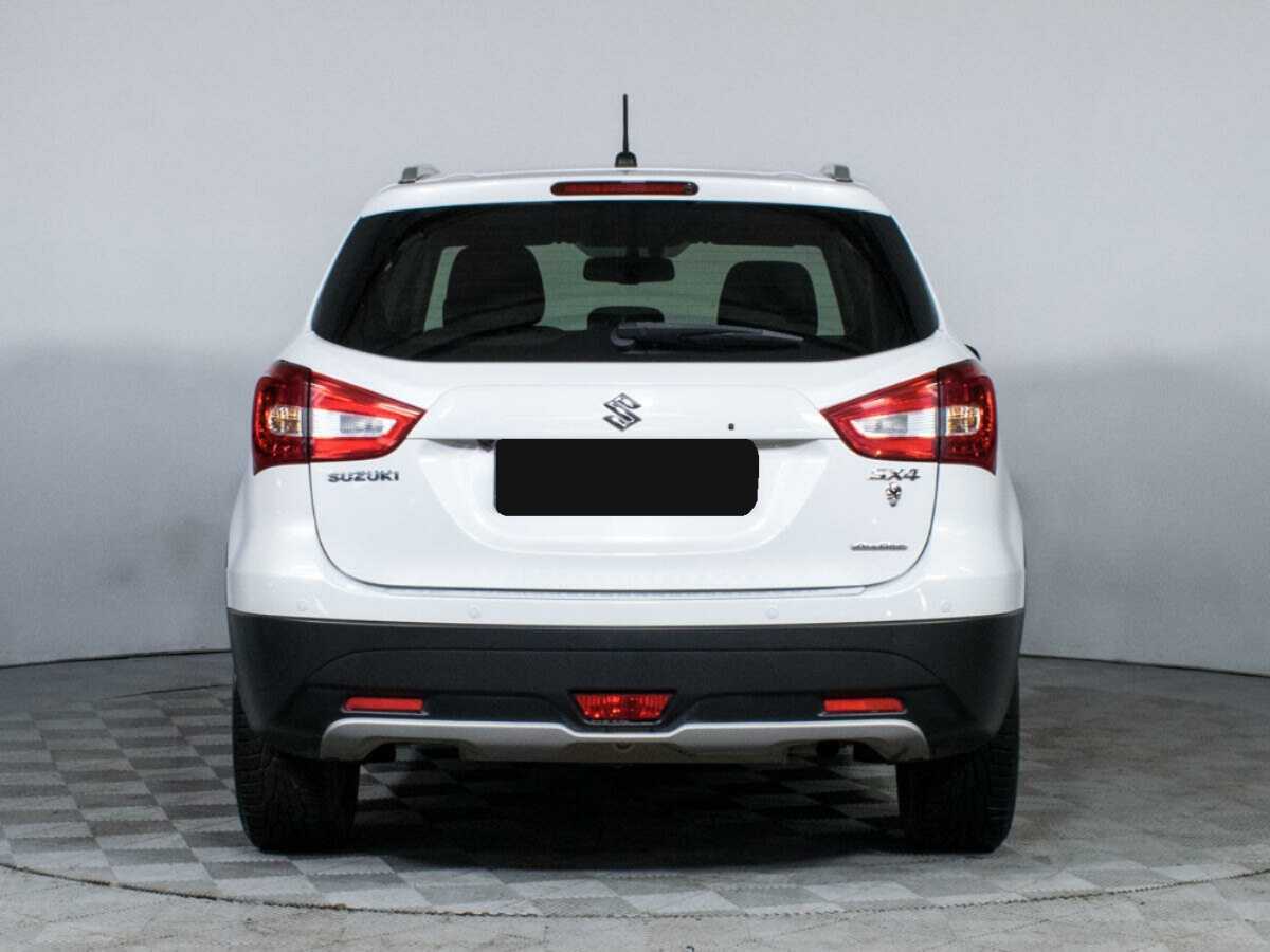 Suzuki SX4 с пробегом — 2018 год. Фото: #5