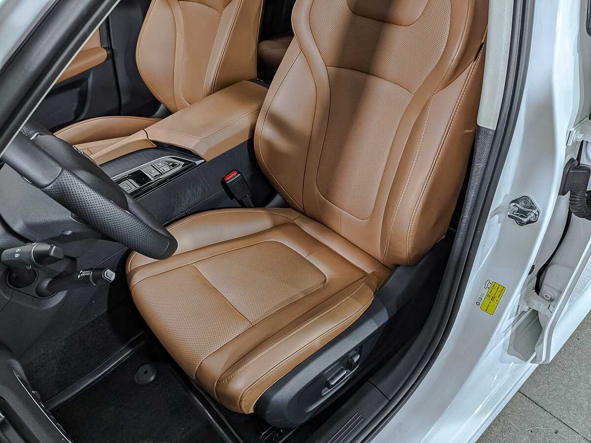 FAW Bestune B70 с пробегом — 2023 год. Фото: #18