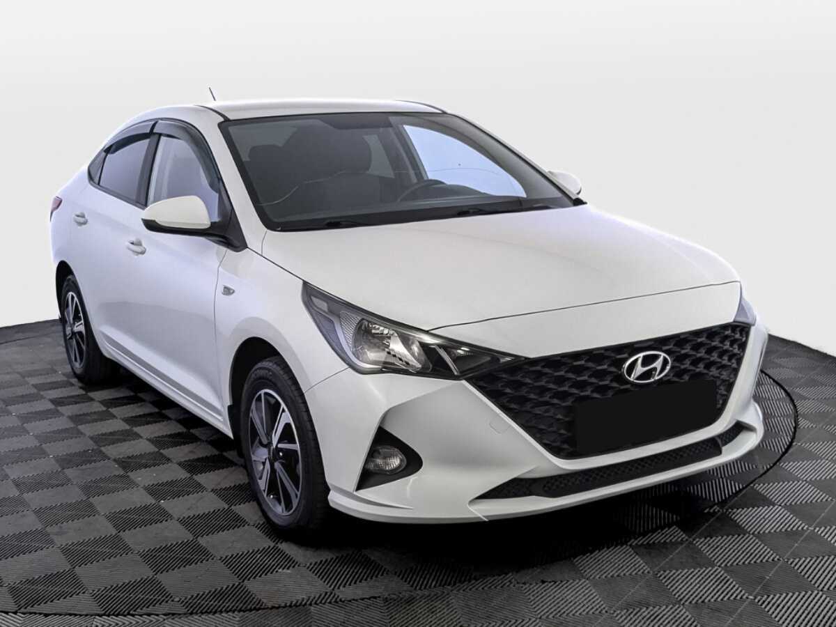 Hyundai Solaris с пробегом — 2020 год. Фото: #2