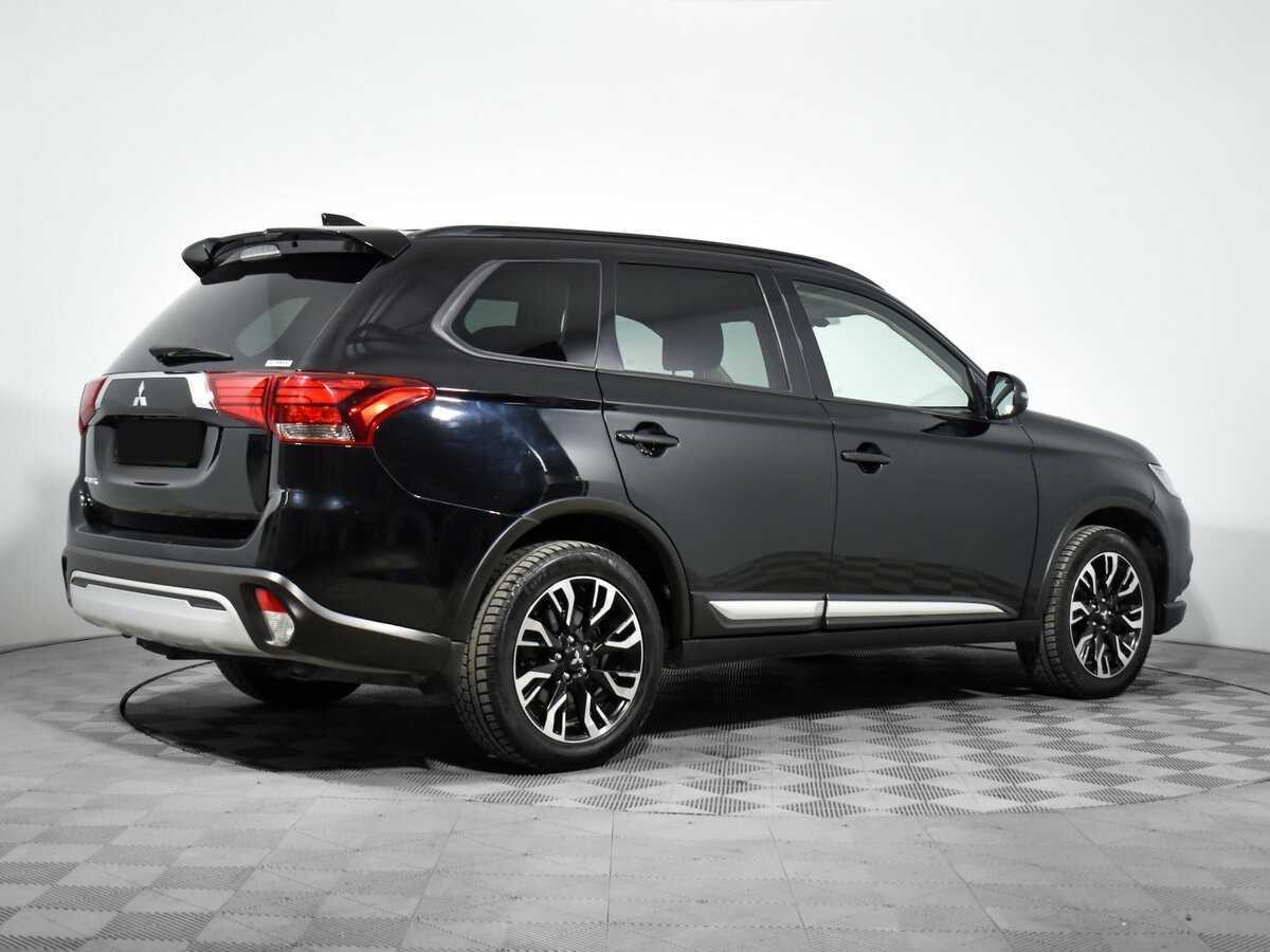 Mitsubishi Outlander с пробегом — 2021 год. Фото: #3