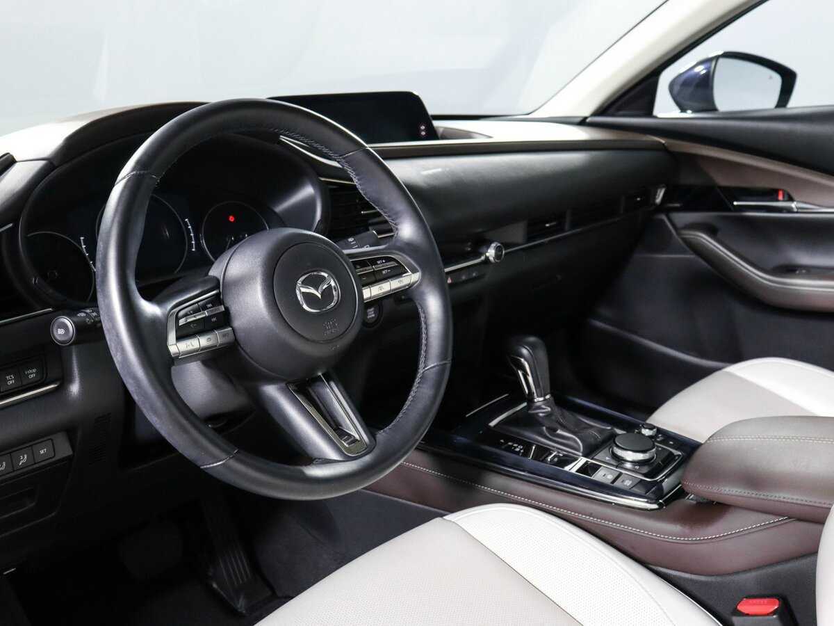 Mazda CX-30 с пробегом — 2020 год. Фото: #10