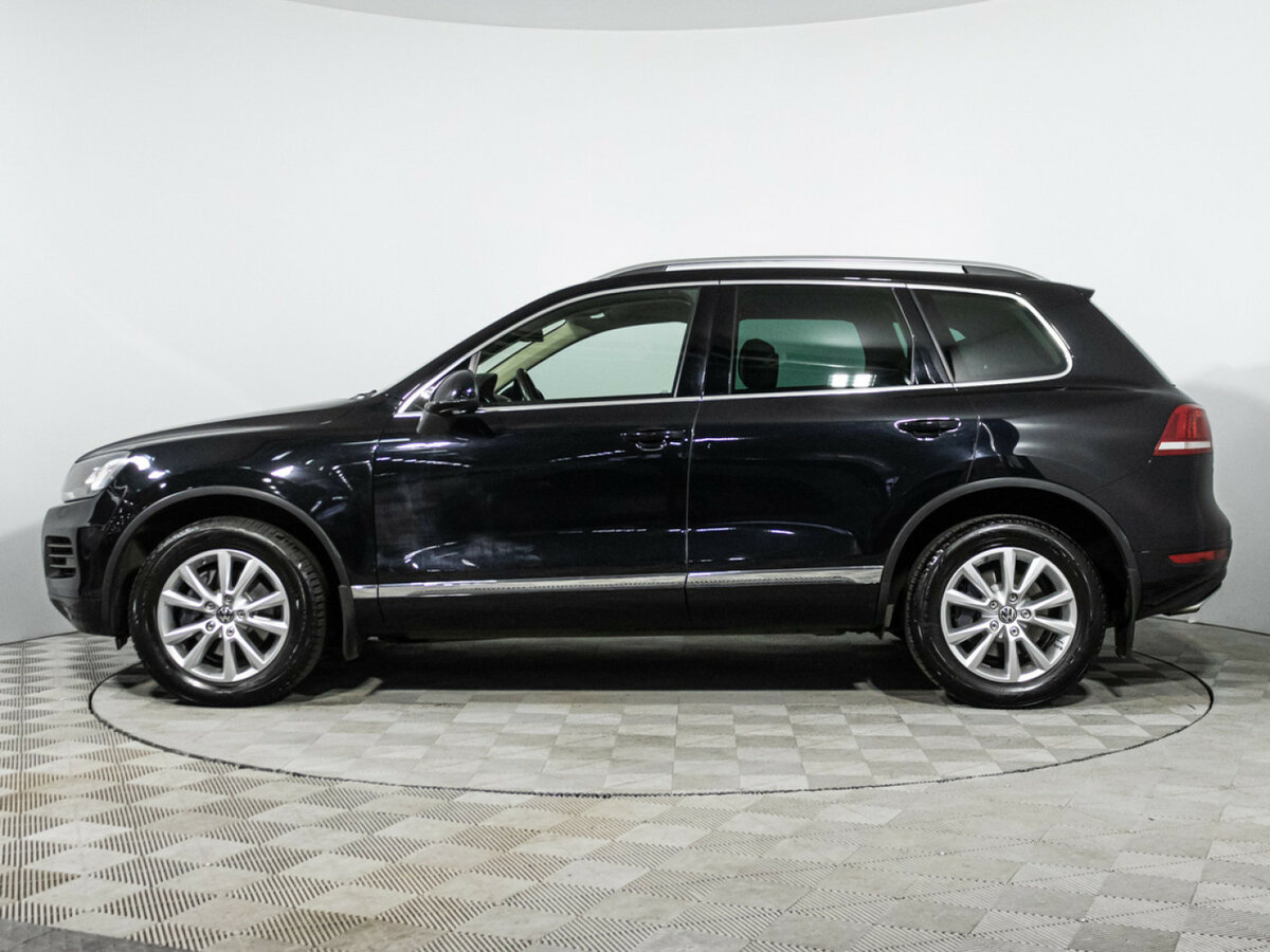 Volkswagen Touareg с пробегом — 2014 год. Фото: #6