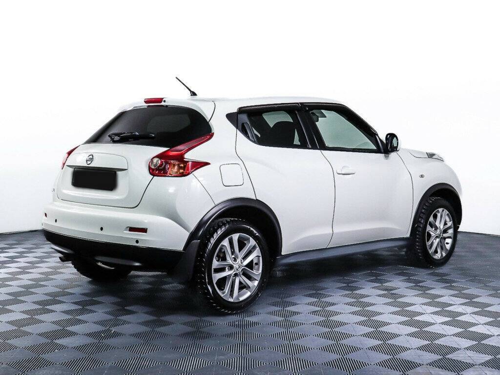 Nissan Juke с пробегом — 2012 год. Фото: #3