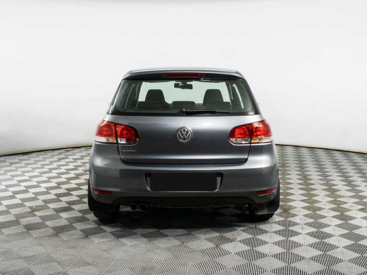 Volkswagen Golf с пробегом — 2012 год. Фото: #4