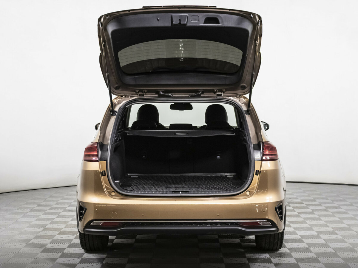 Kia Ceed с пробегом — 2022 год. Фото: #17