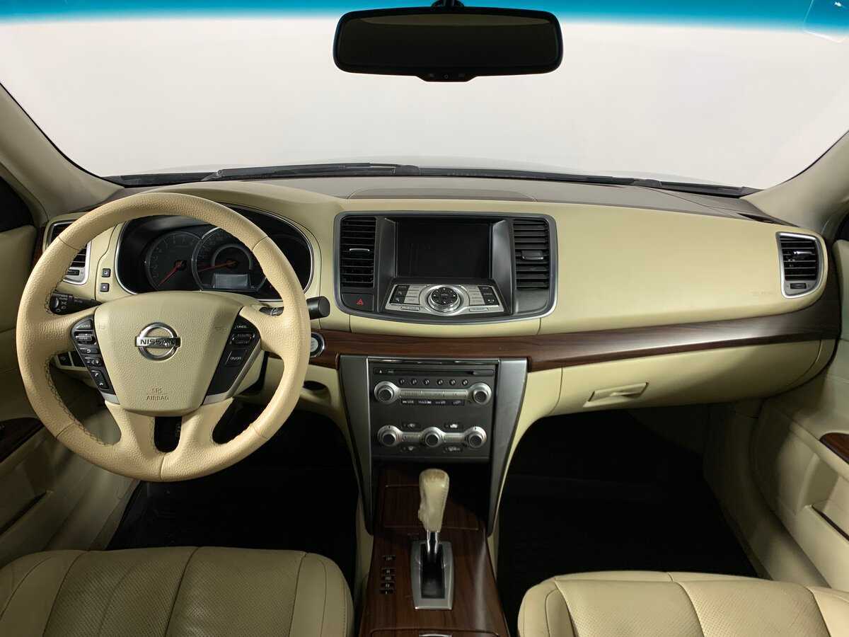 Nissan Teana с пробегом — 2012 год. Фото: #12