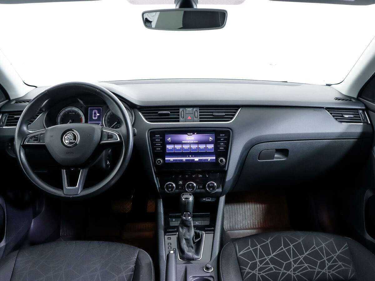 Skoda Octavia с пробегом — 2020 год. Фото: #9