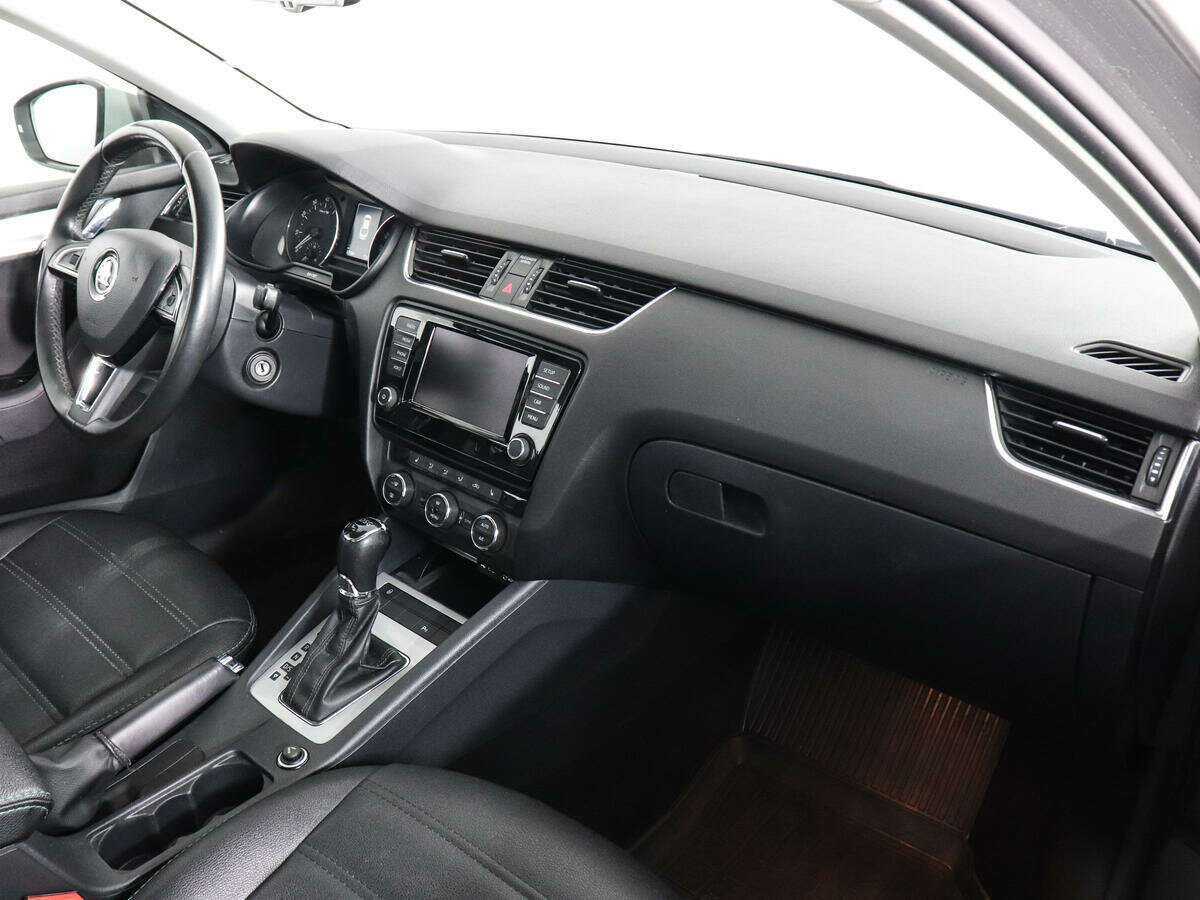 Skoda Octavia с пробегом — 2016 год. Фото: #8