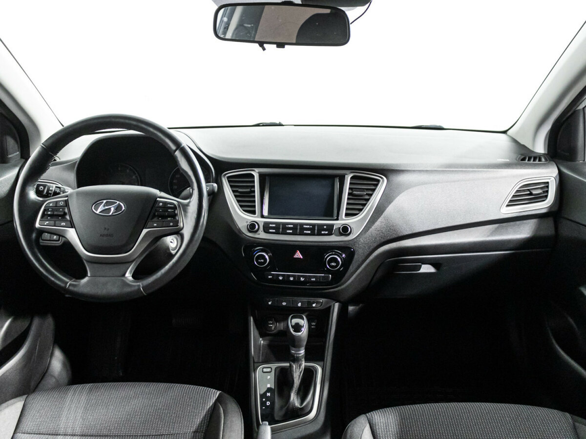 Hyundai Solaris с пробегом — 2019 год. Фото: #12