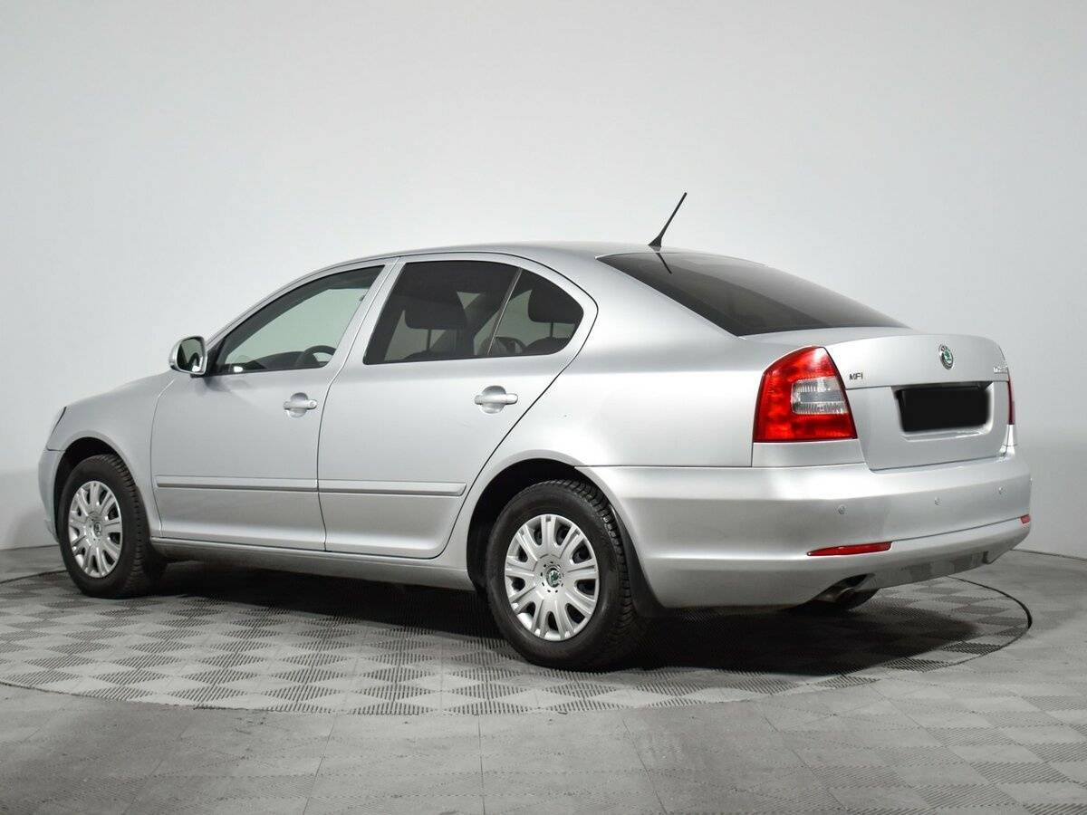 Skoda Octavia с пробегом — 2013 год. Фото: #6