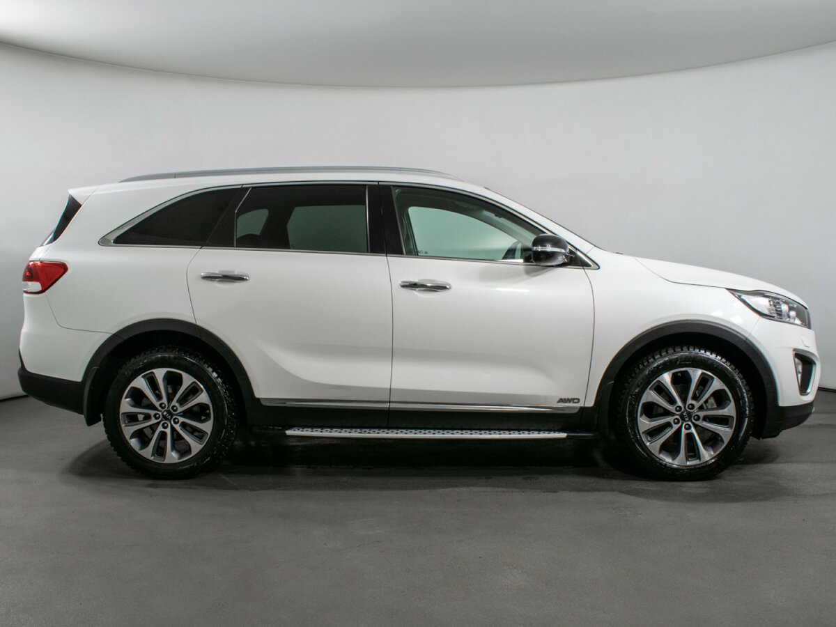 Kia Sorento с пробегом — 2017 год. Фото: #3
