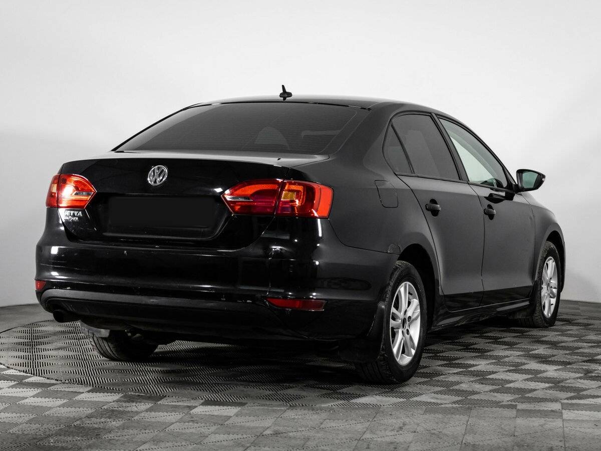 Volkswagen Jetta с пробегом — 2013 год. Фото: #3