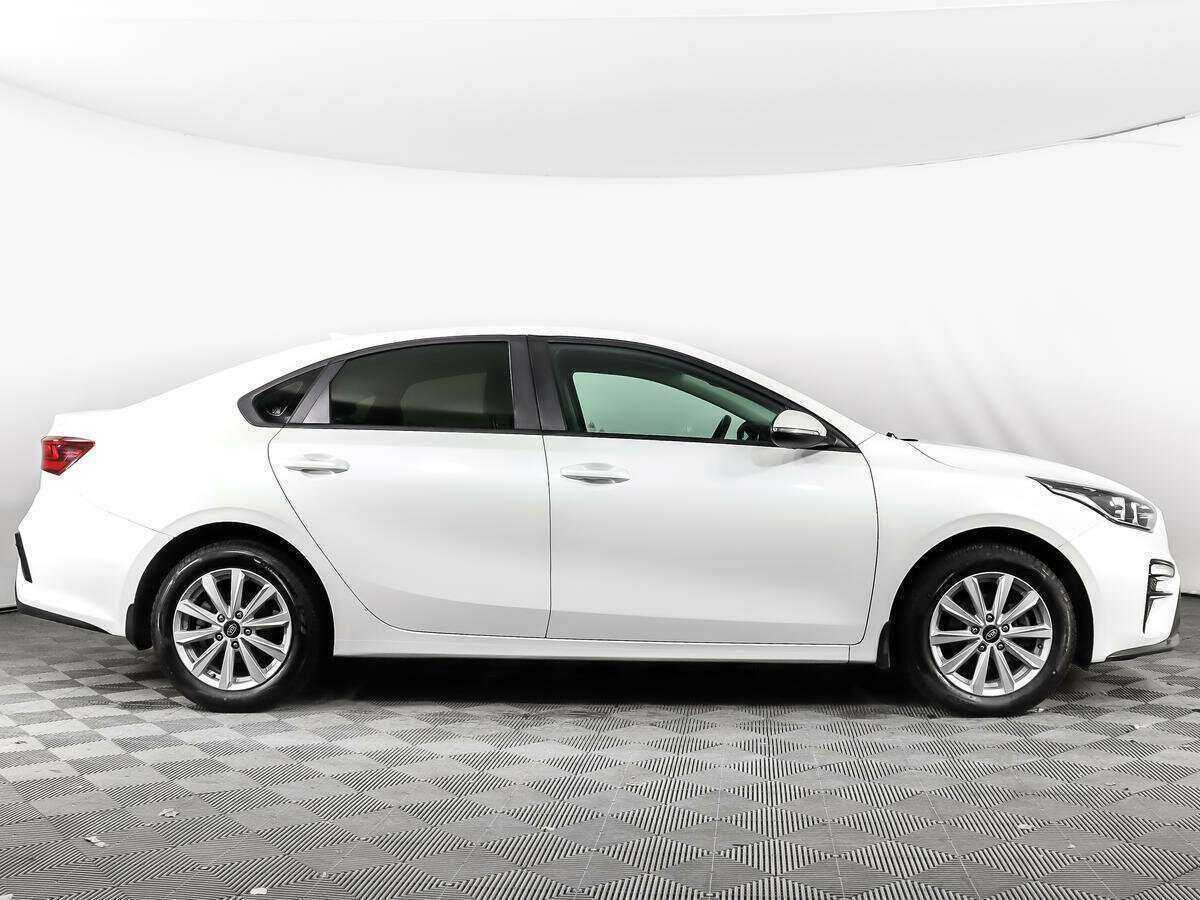 Kia Cerato с пробегом — 2018 год. Фото: #3