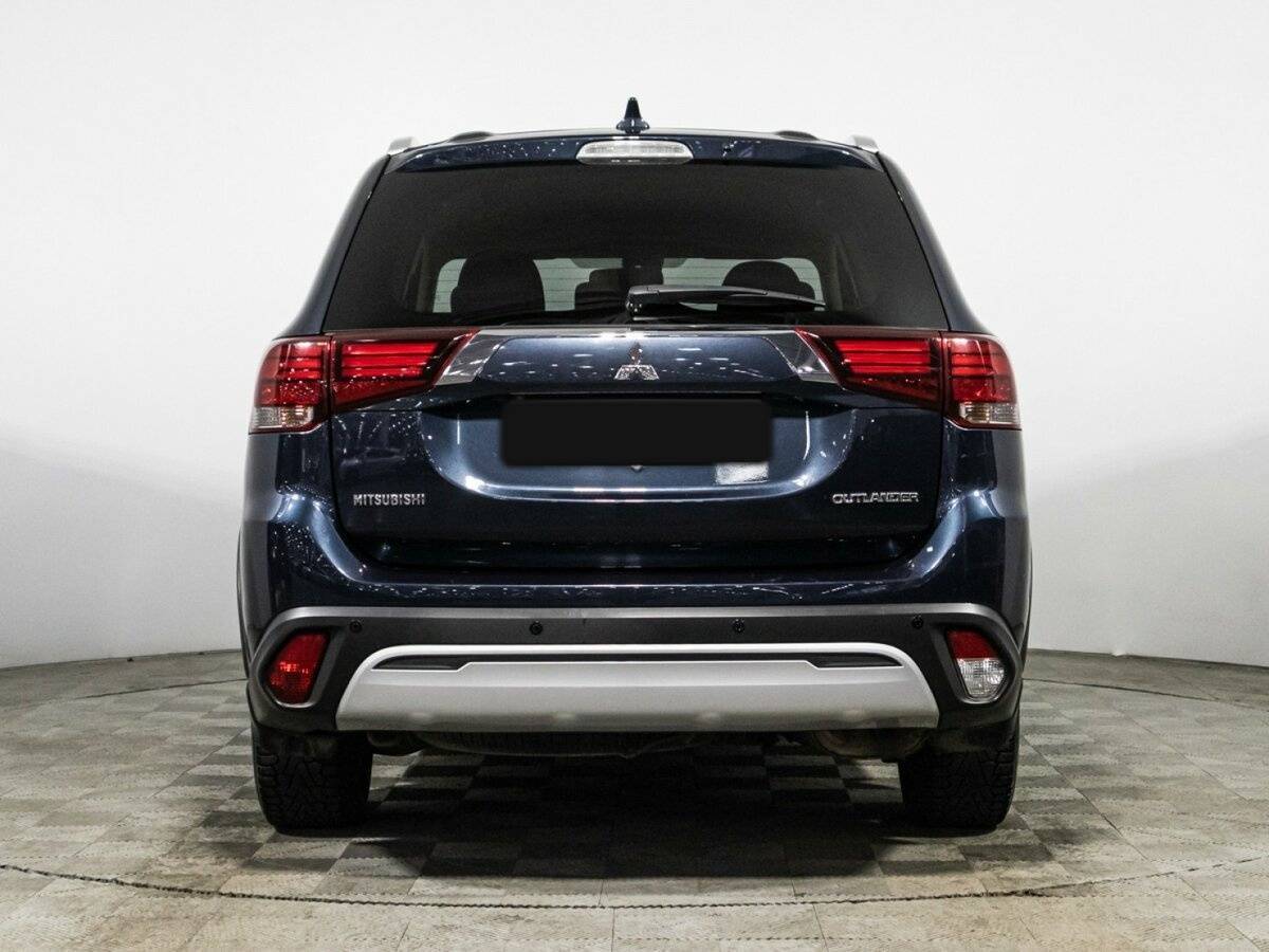Mitsubishi Outlander с пробегом — 2018 год. Фото: #5