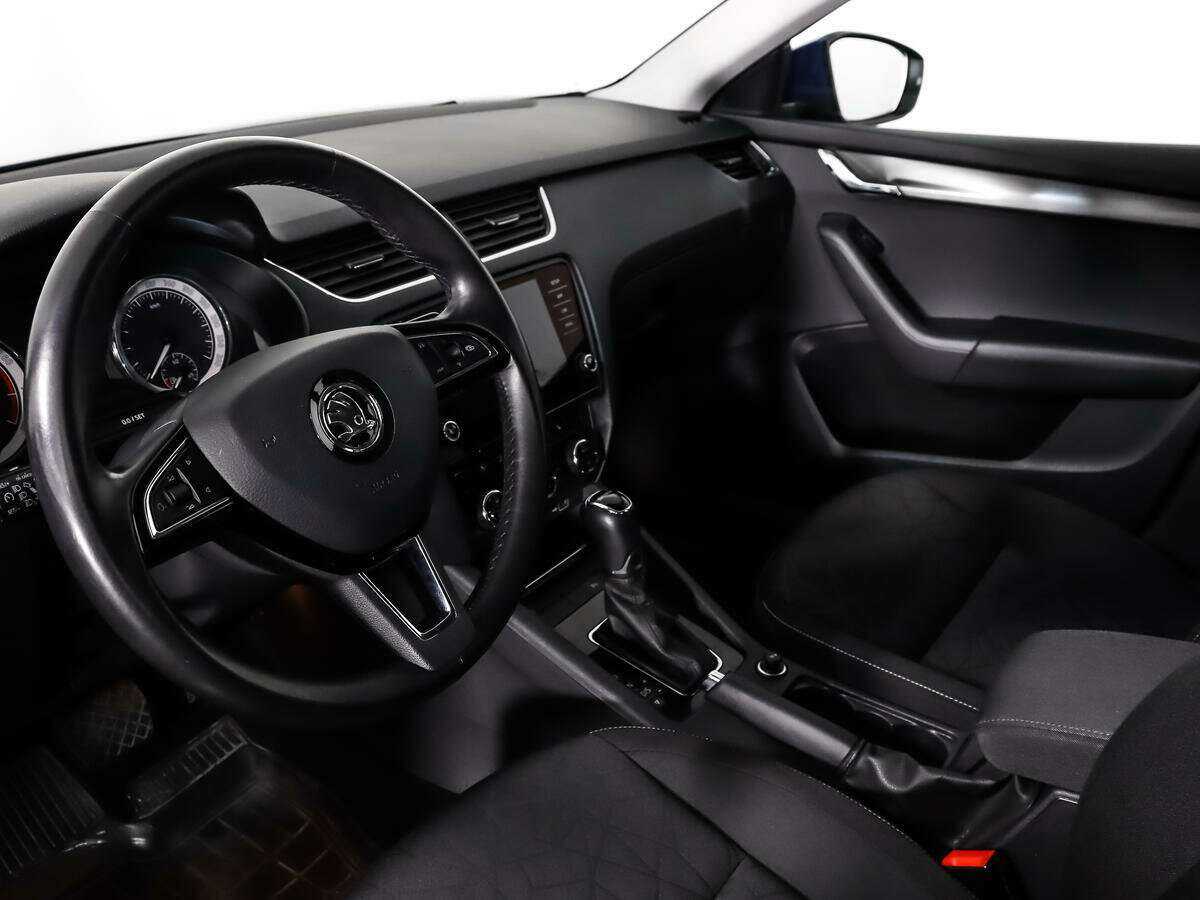 Skoda Octavia с пробегом — 2019 год. Фото: #6