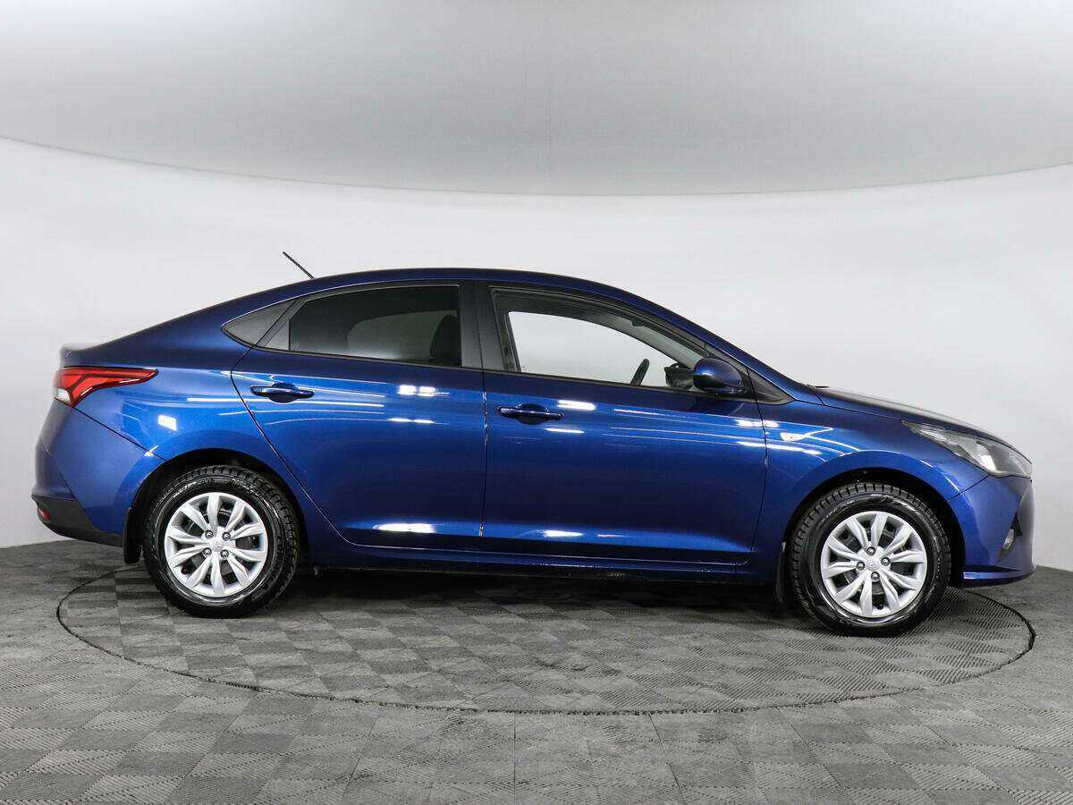 Hyundai Solaris с пробегом — 2021 год. Фото: #3