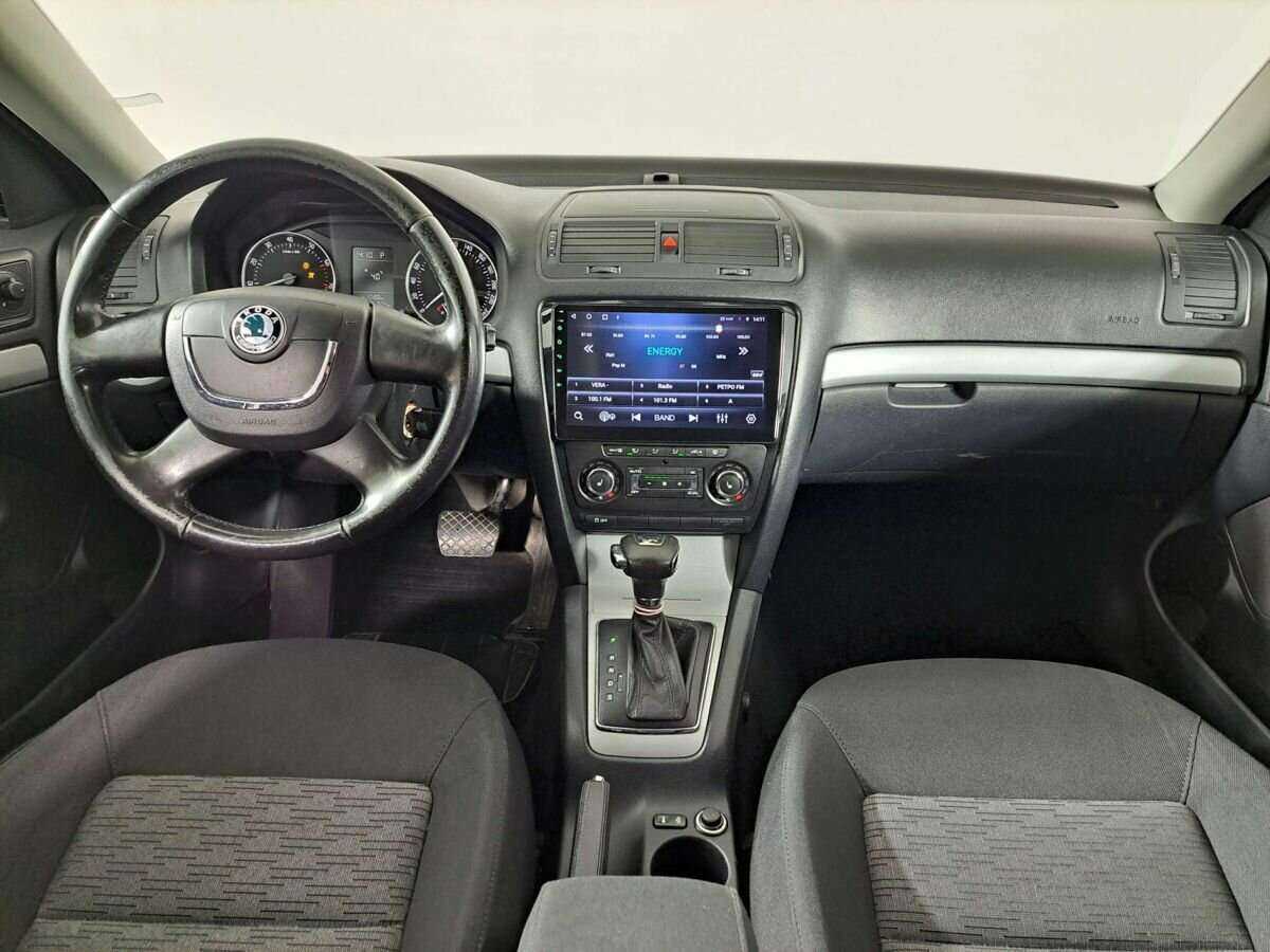 Skoda Octavia с пробегом — 2012 год. Фото: #9