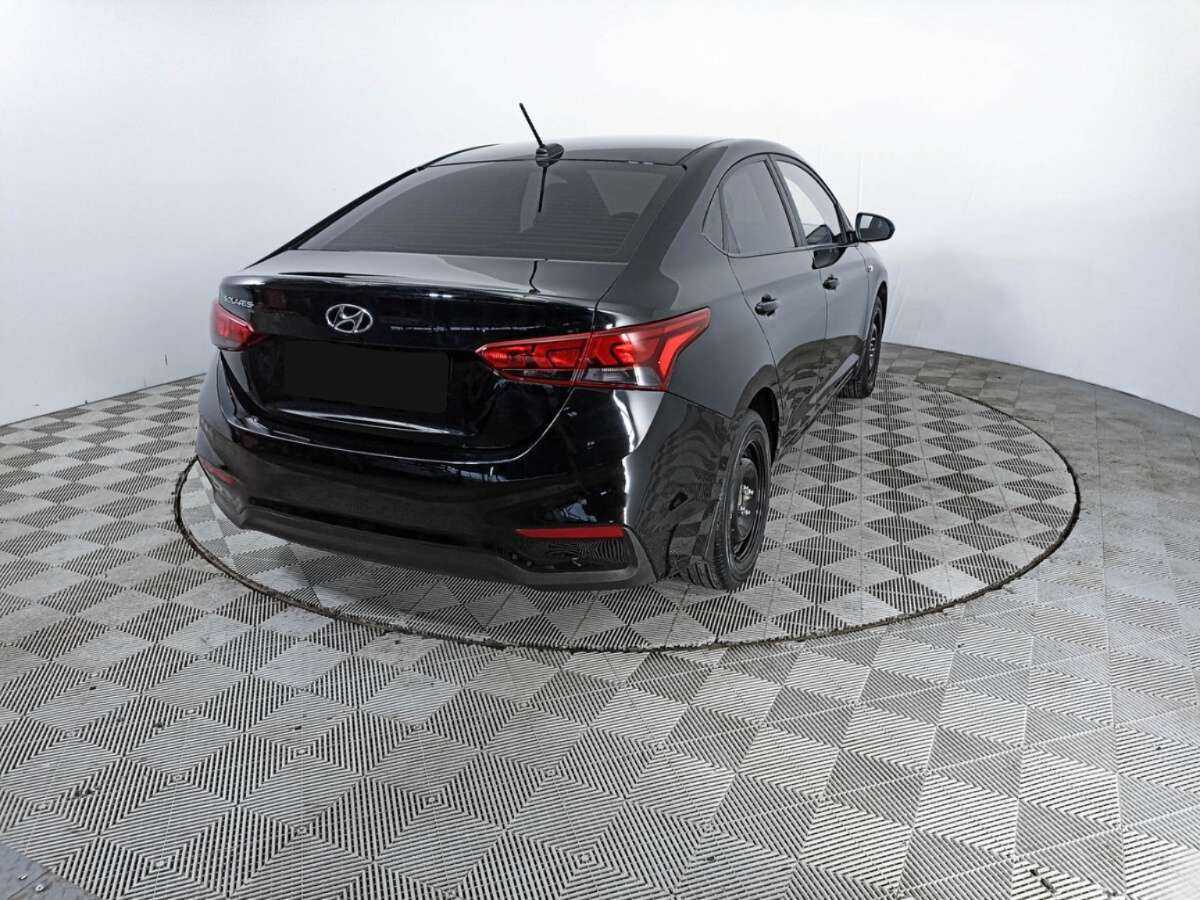 Hyundai Solaris с пробегом — 2018 год. Фото: #4