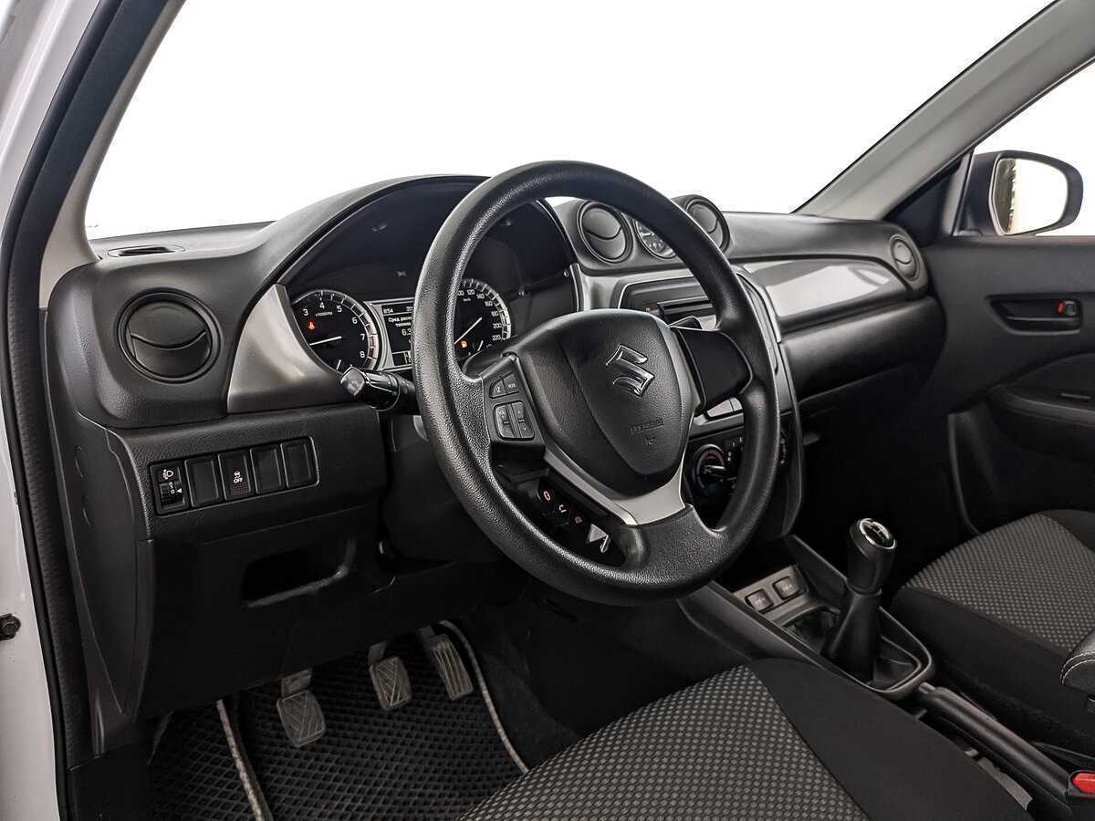 Suzuki Vitara с пробегом — 2019 год. Фото: #14