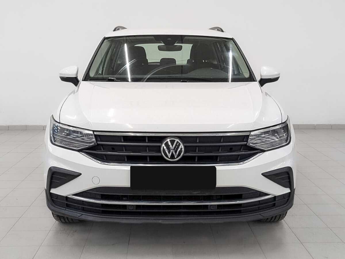 Volkswagen Tiguan с пробегом — 2021 год. Фото: #1