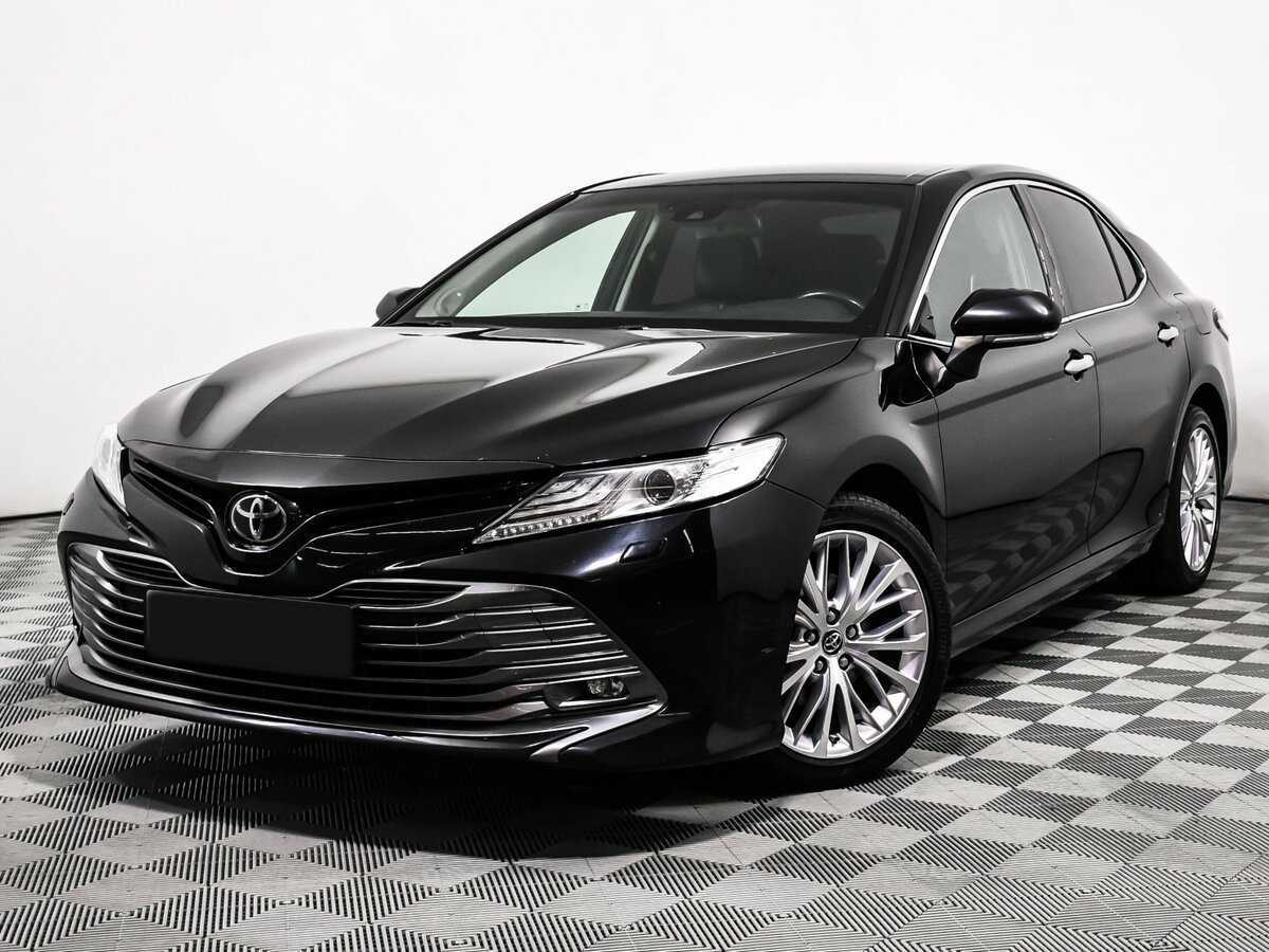 Toyota Camry с пробегом — 2018 год. Фото: #0