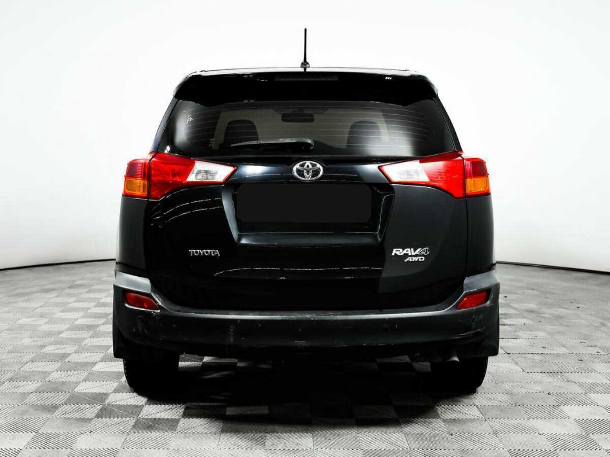 Toyota RAV4 с пробегом — 2013 год. Фото: #5