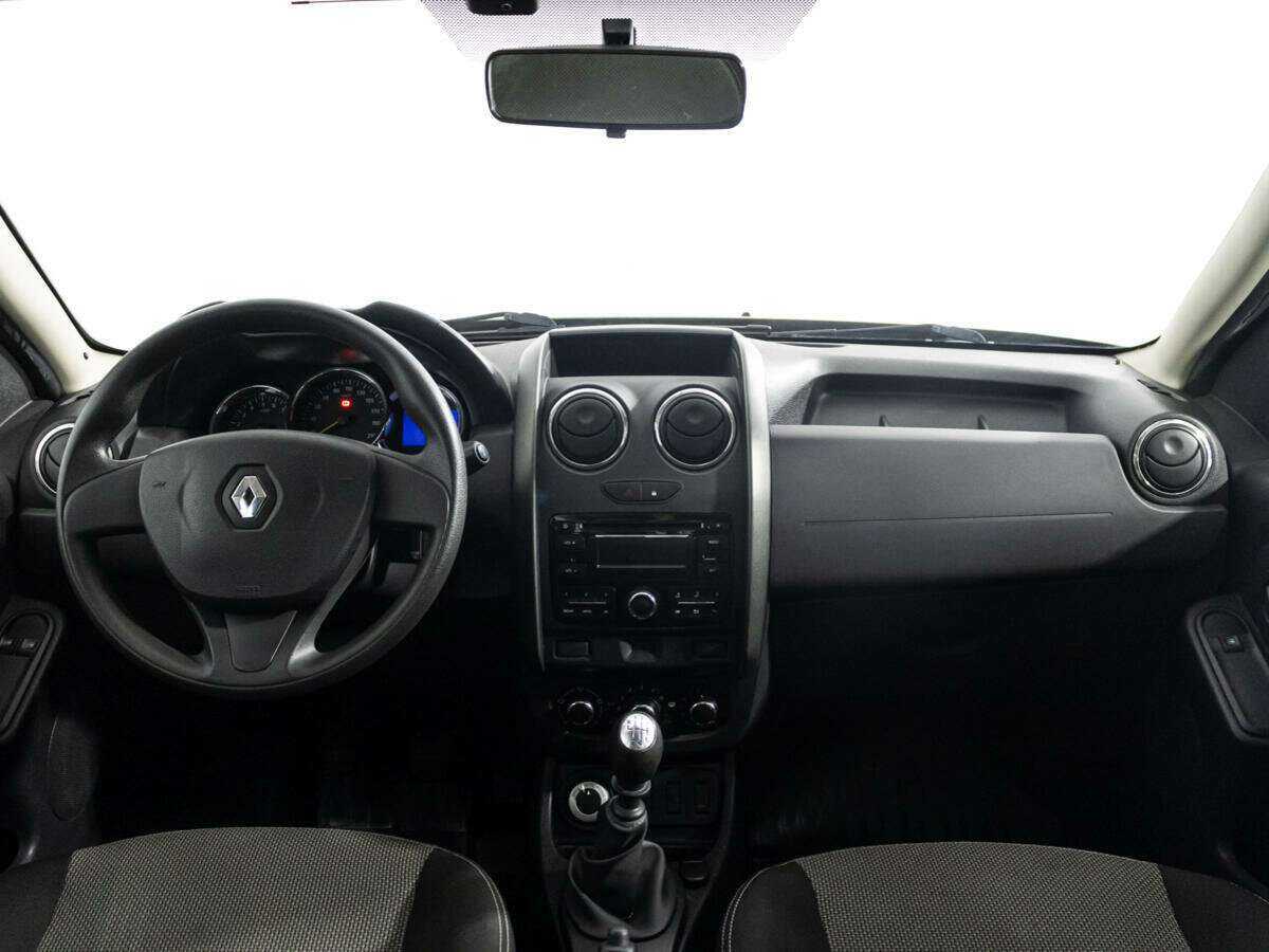 Renault Duster с пробегом — 2015 год. Фото: #12