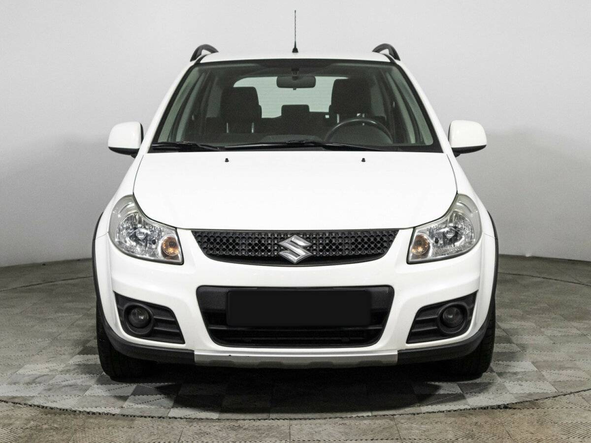 Suzuki SX4 с пробегом — 2013 год. Фото: #0