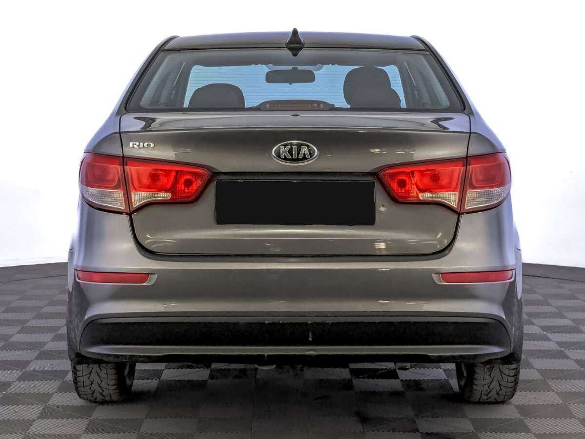 Kia Rio с пробегом — 2017 год. Фото: #5