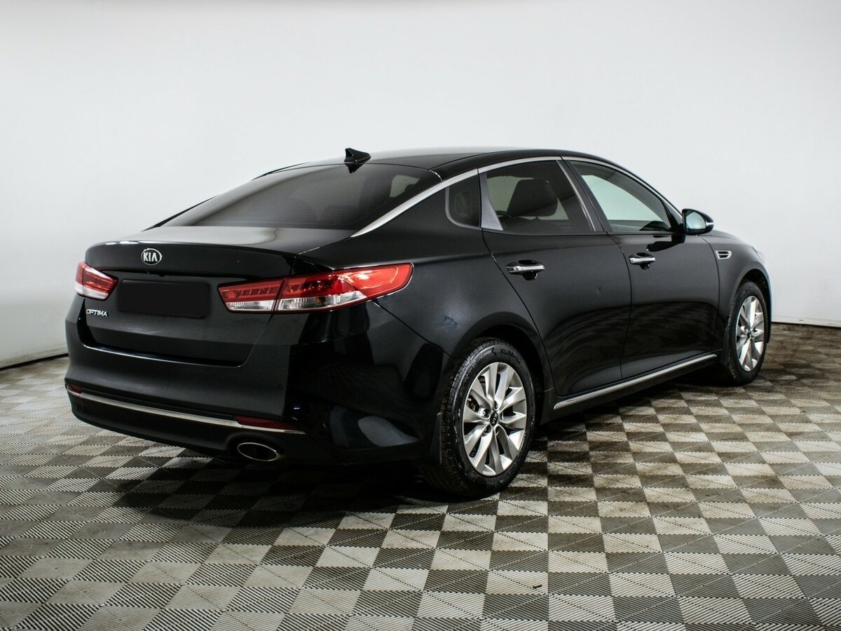 Kia Optima с пробегом — 2017 год. Фото: #3