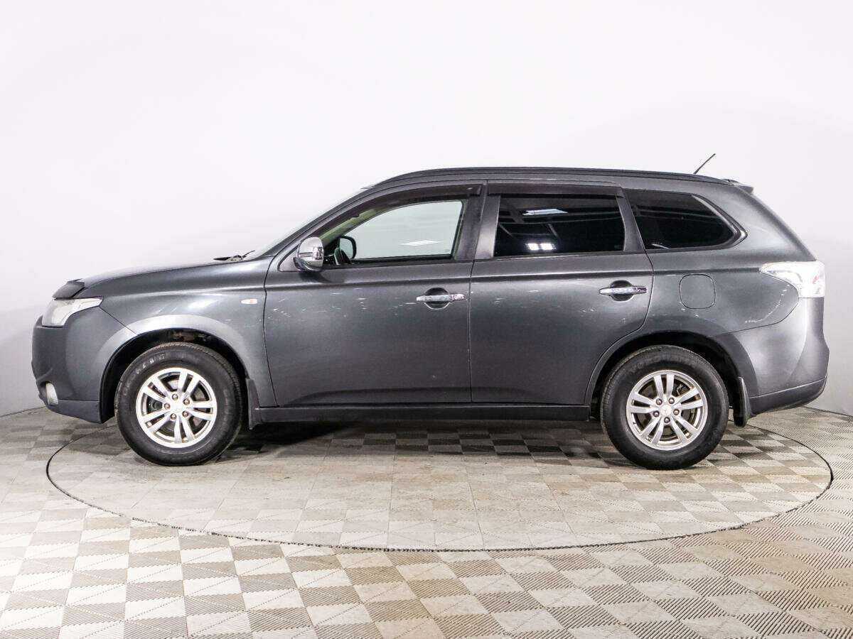 Mitsubishi Outlander с пробегом — 2013 год. Фото: #7
