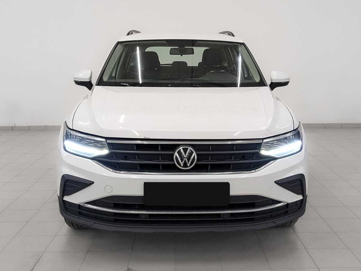 Volkswagen Tiguan с пробегом — 2021 год. Фото: #1