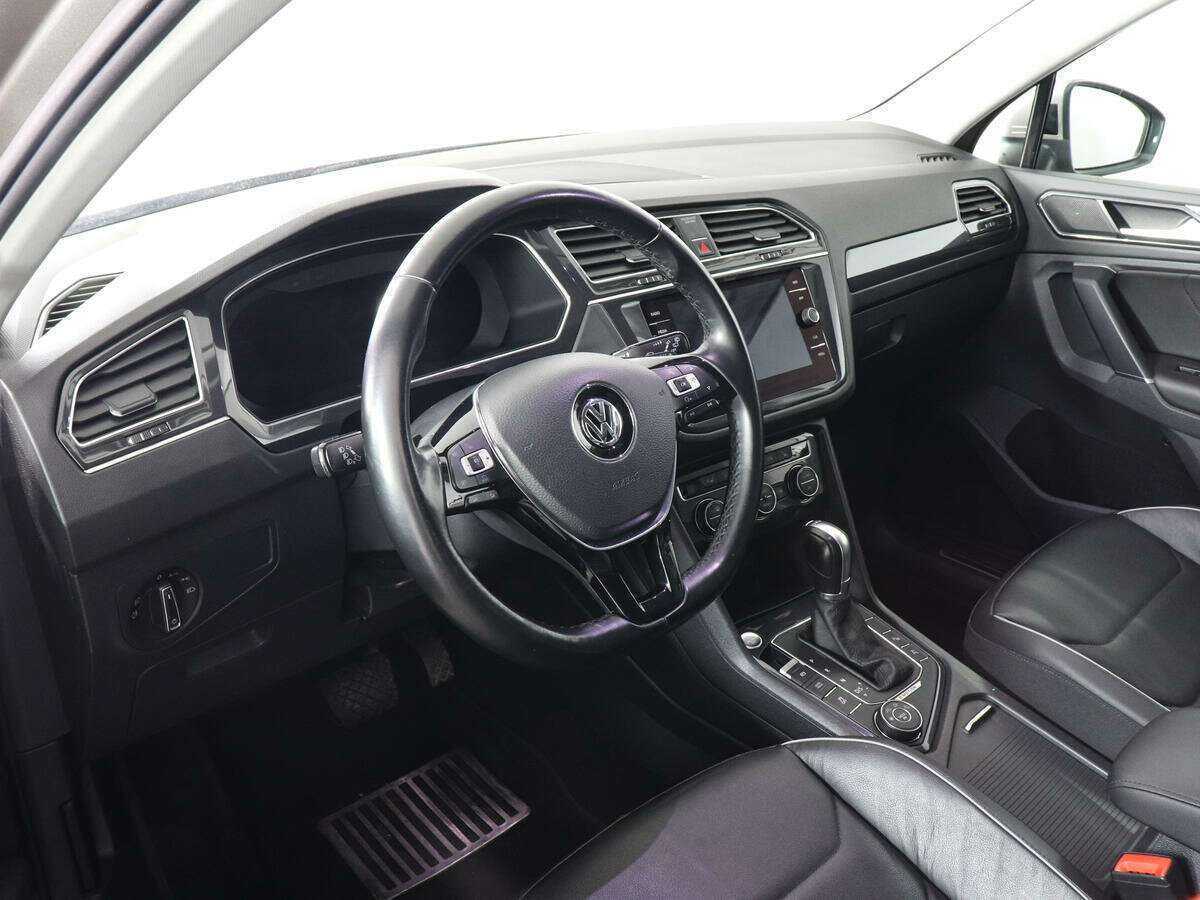 Volkswagen Tiguan с пробегом — 2017 год. Фото: #8