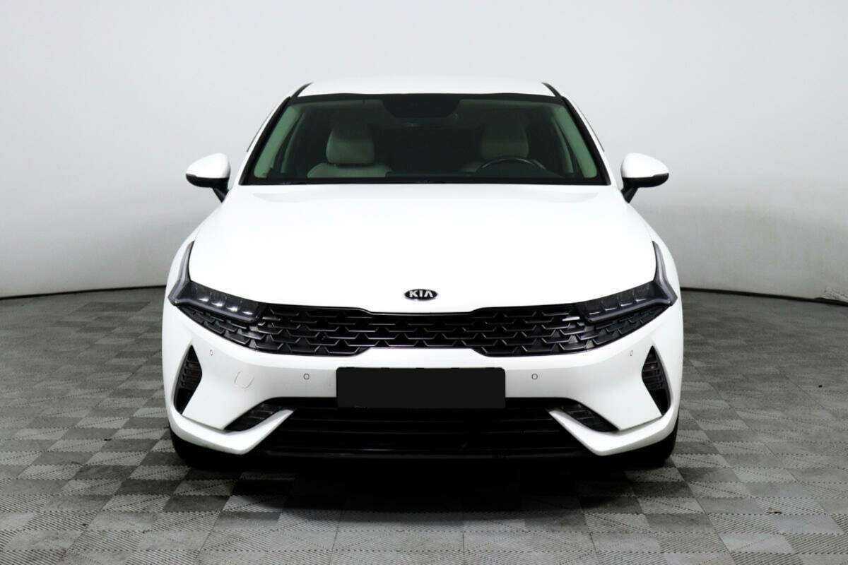 Kia K5 с пробегом — 2021 год. Фото: #1