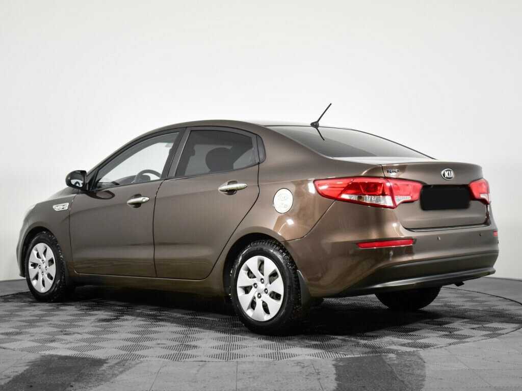 Kia Rio с пробегом — 2016 год. Фото: #6