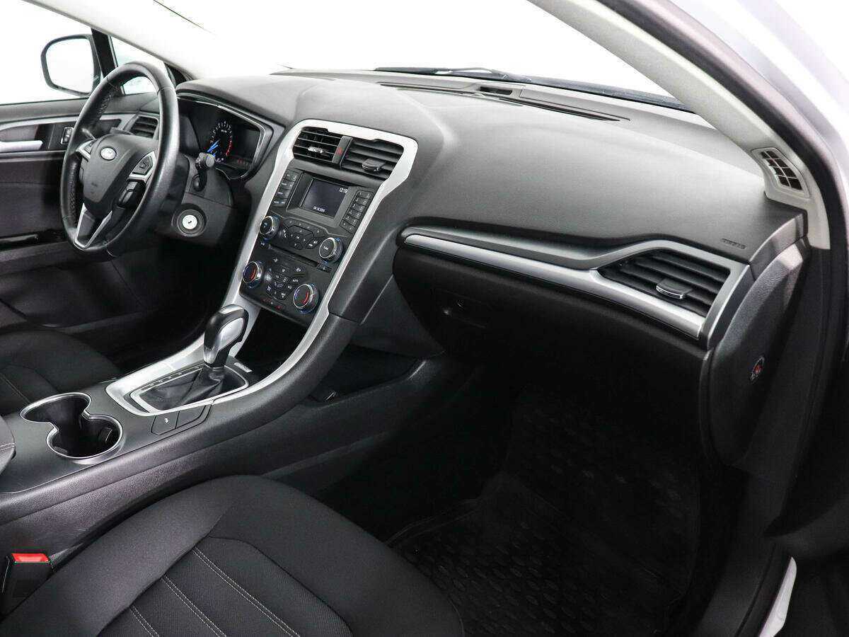Ford Mondeo с пробегом — 2017 год. Фото: #6