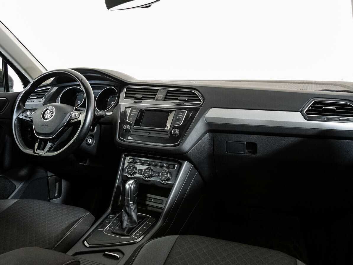 Volkswagen Tiguan с пробегом — 2017 год. Фото: #6