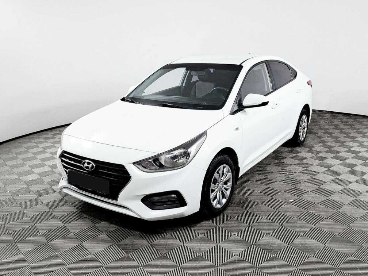 Hyundai Solaris с пробегом — 2017 год. Посмотреть фото