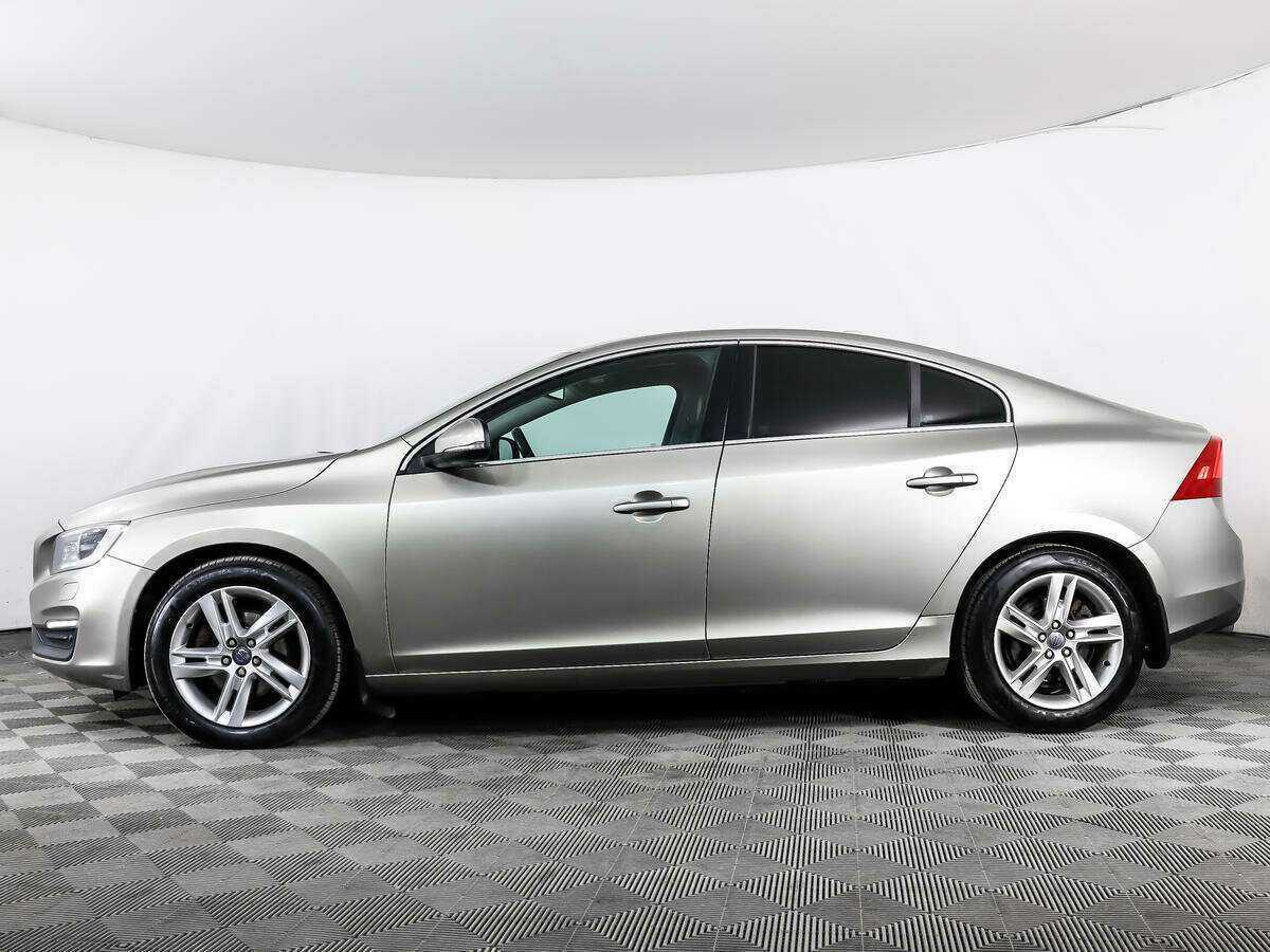 Volvo S60 с пробегом — 2014 год. Фото: #7