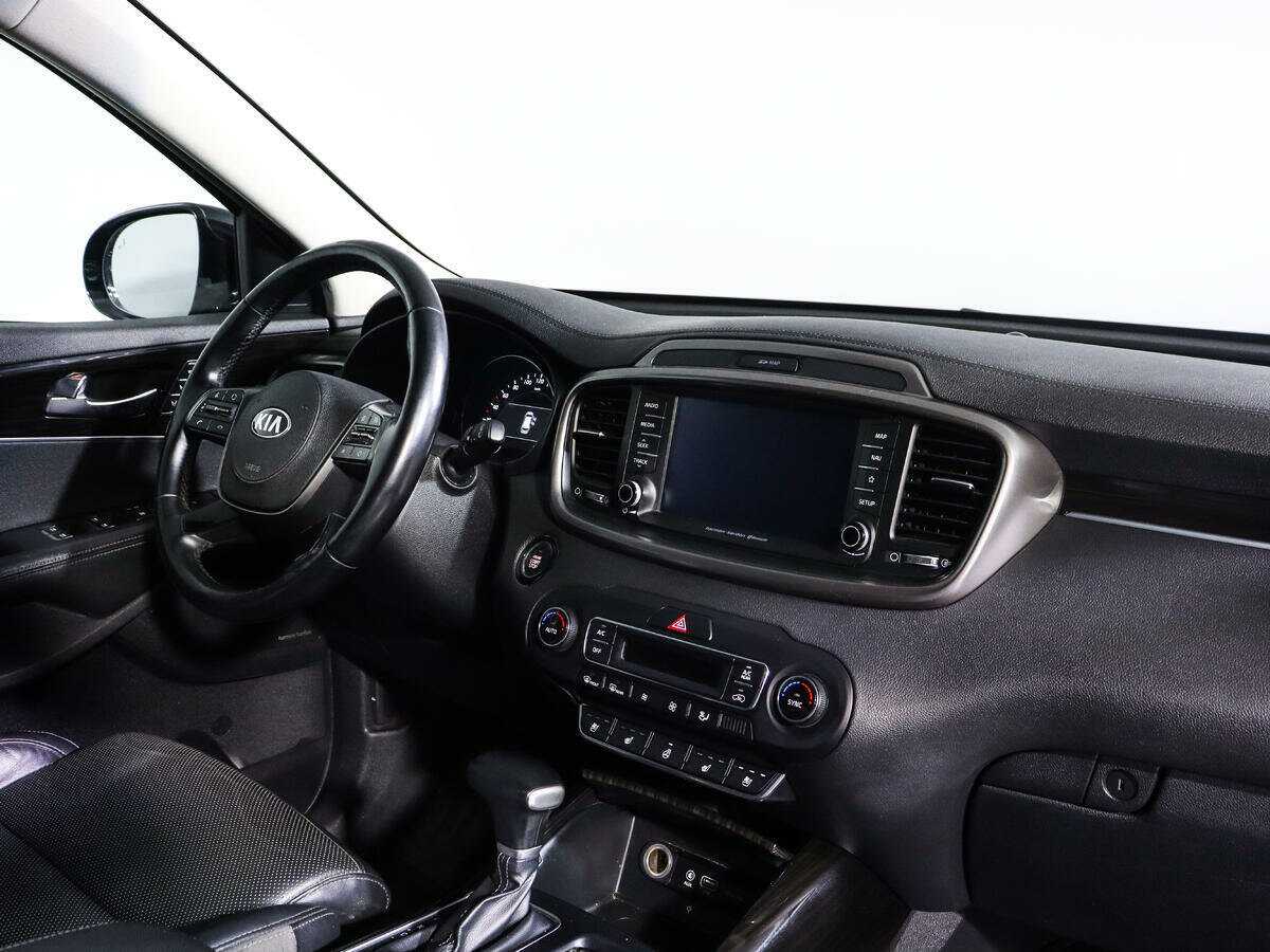 Kia Sorento с пробегом — 2019 год. Фото: #6