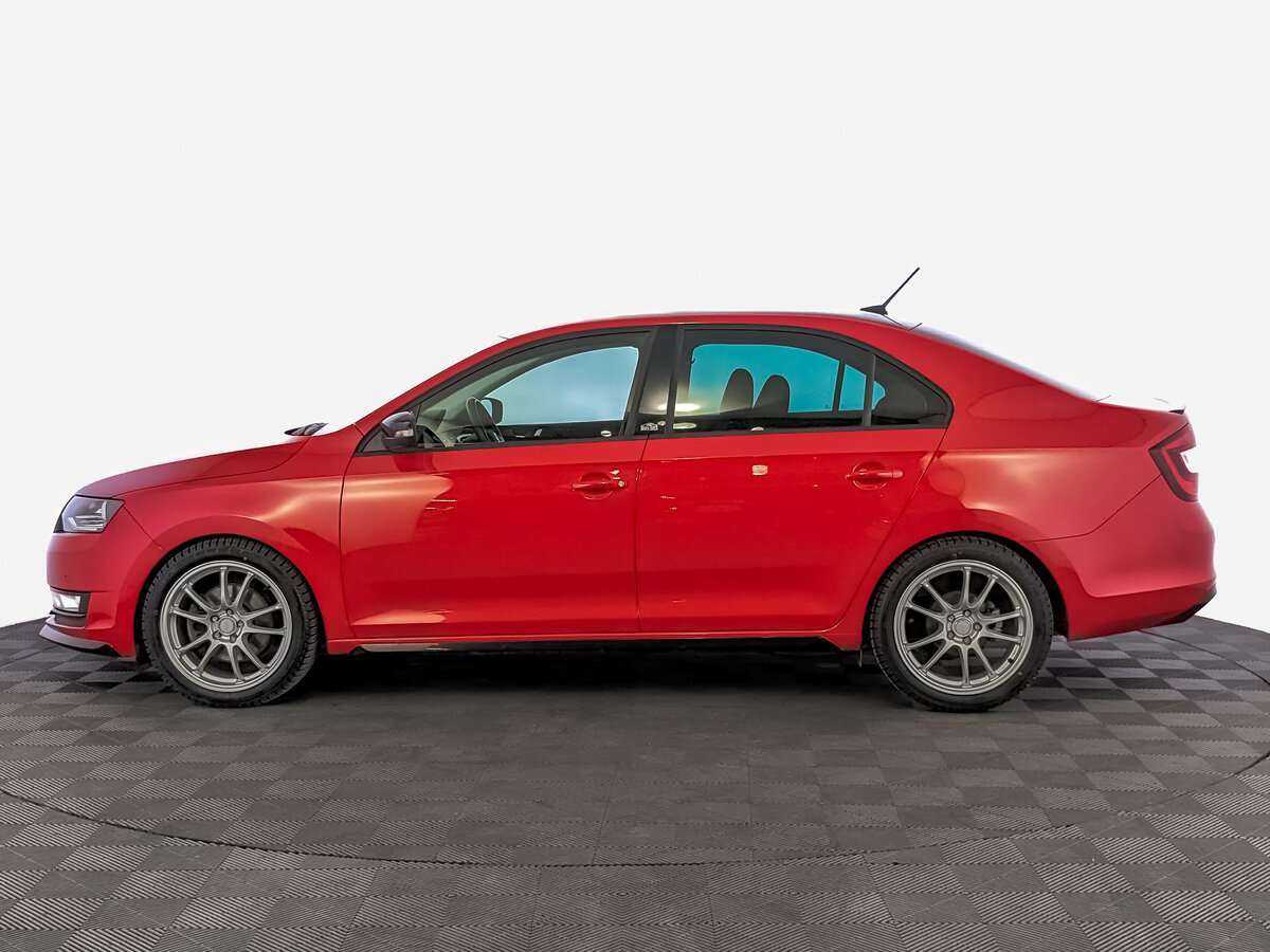 Skoda Rapid с пробегом — 2019 год. Фото: #7