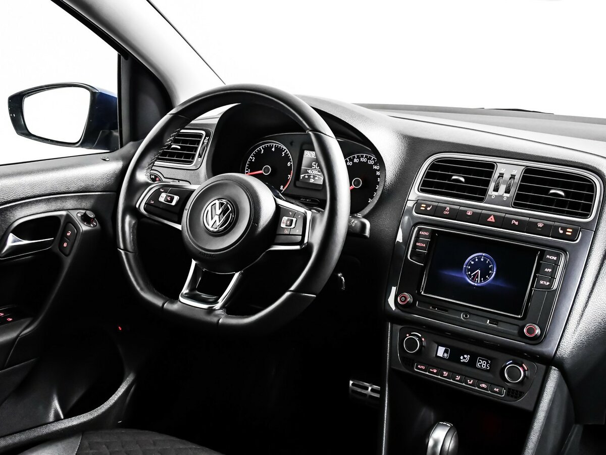 Volkswagen Polo с пробегом — 2018 год. Фото: #7
