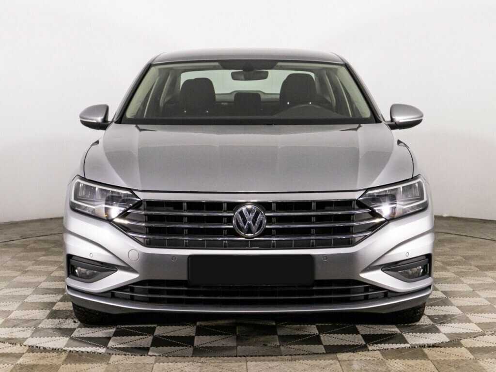 Volkswagen Jetta с пробегом — 2020 год. Фото: #1