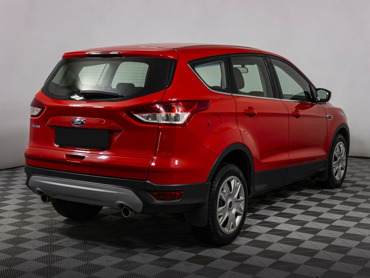 Ford Kuga с пробегом — 2015 год. Фото: #4